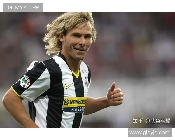 俄语国家足球球星的传奇故事与球场荣耀分析