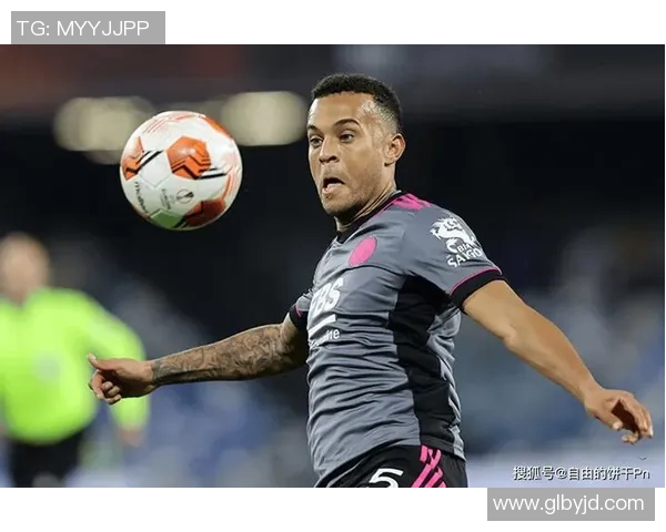 昙花一现的足球天才十大球星盘点，他们的短暂辉煌与消失的原因解析